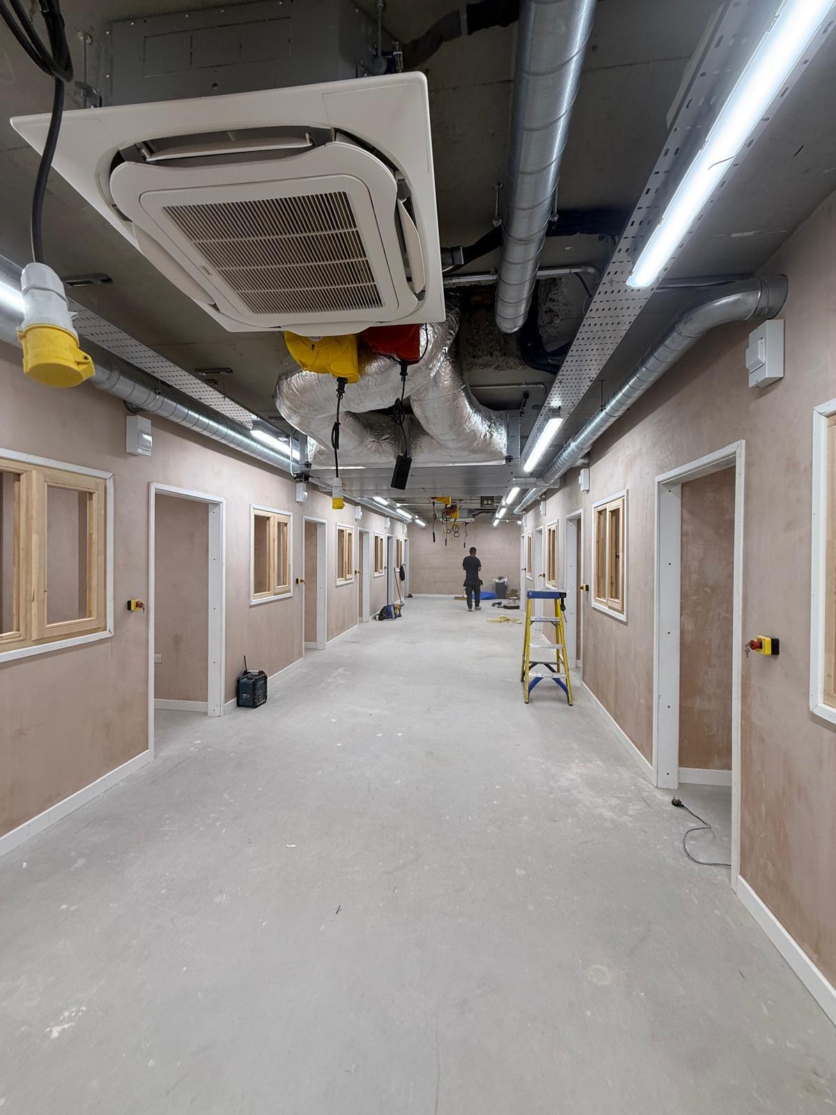 Commercial electrical lighting and cable containment